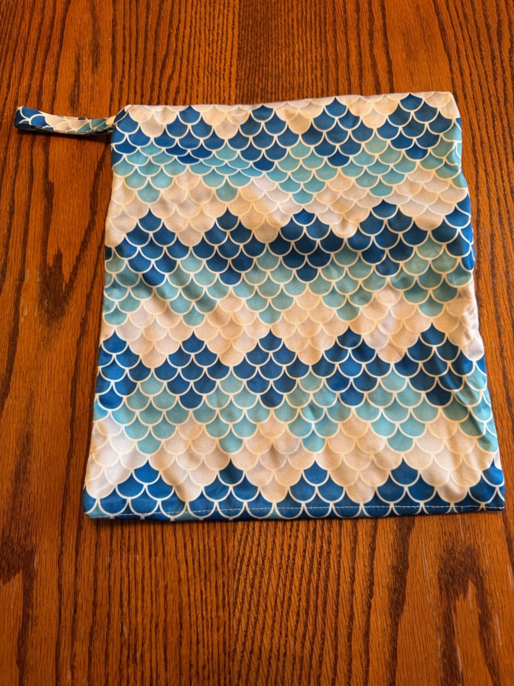 Blue Teal Scallop Wet Bag with Wrist Strap - Picture 2 of 2